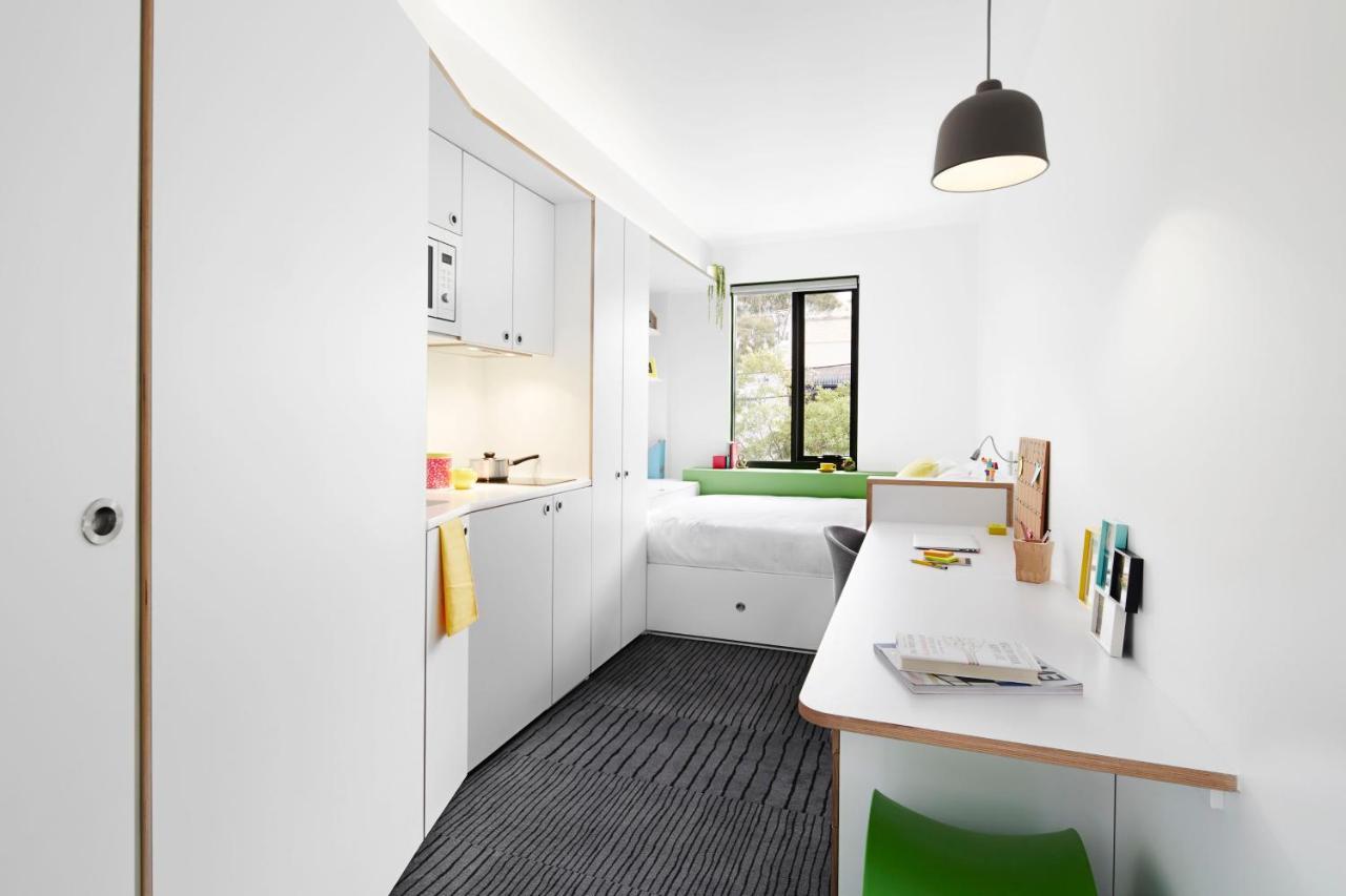 Apartment Scape Abercrombie, *